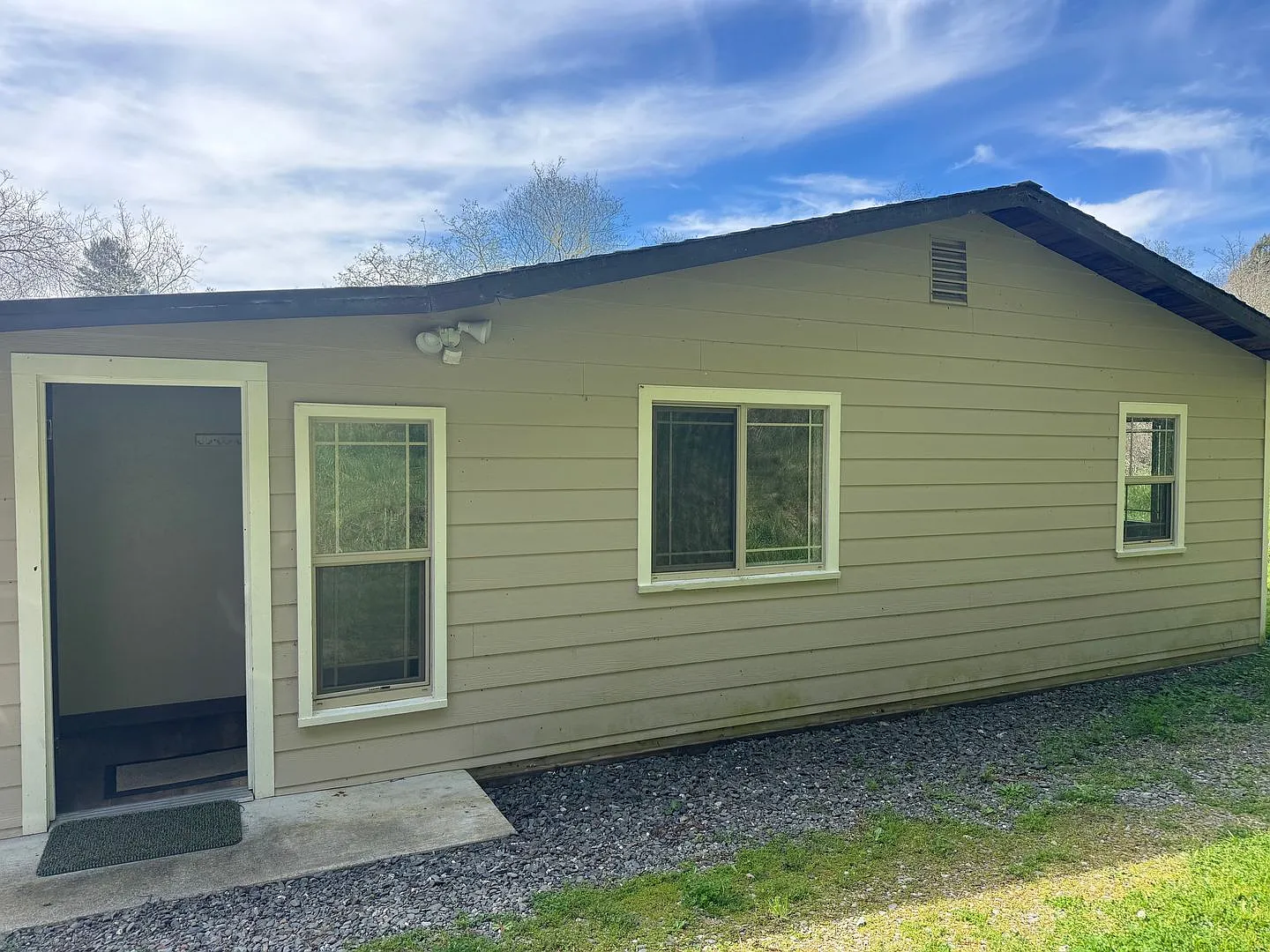 2097 & 2153 Wrigley RD — Photo 3