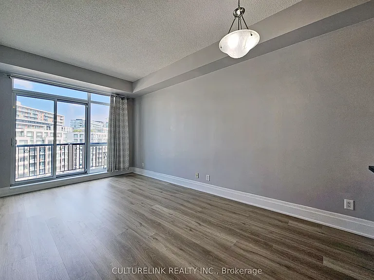 111 Upper Duke Cres #1008 — Photo 6