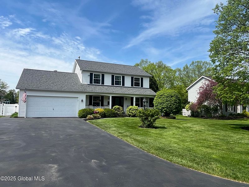 4th image of 28 Copperfield Drive