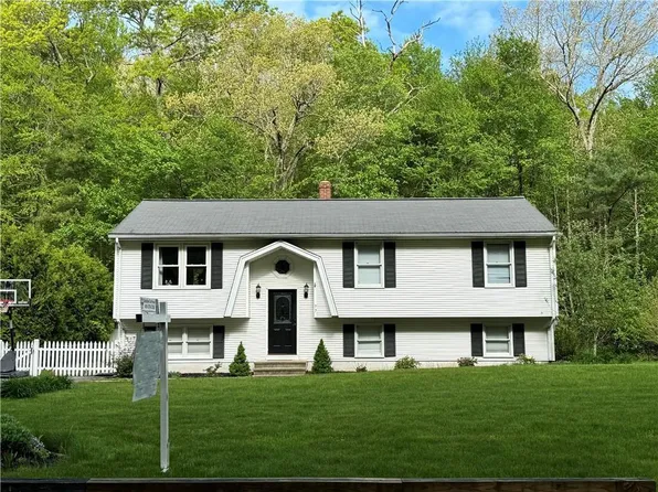 77 Evergreen Rd, Glocester, RI 02814