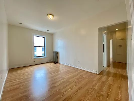 1st image of 560 Lincoln Pl #U2