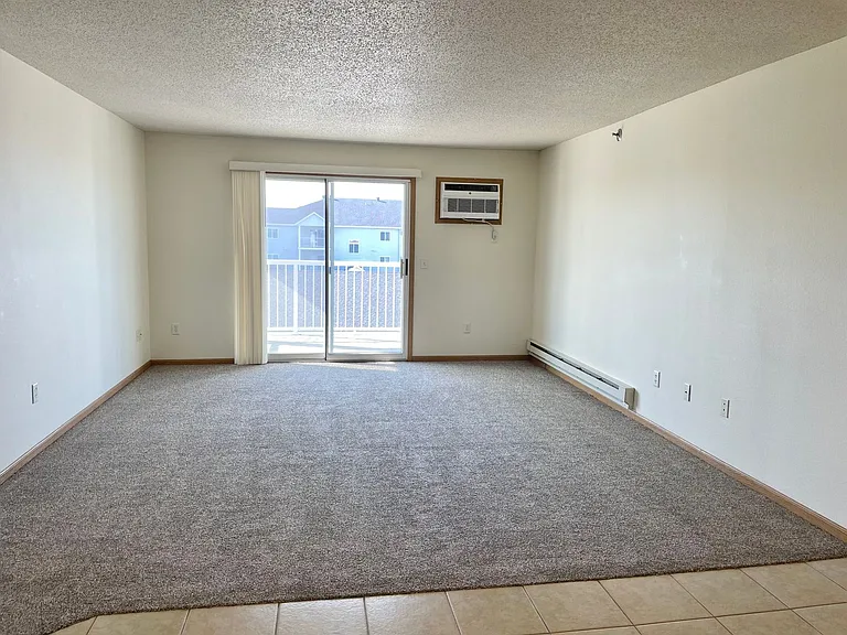 Pointe West IV — Photo 10