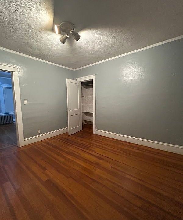 1st image of 113 Pleasant St Floor 2
