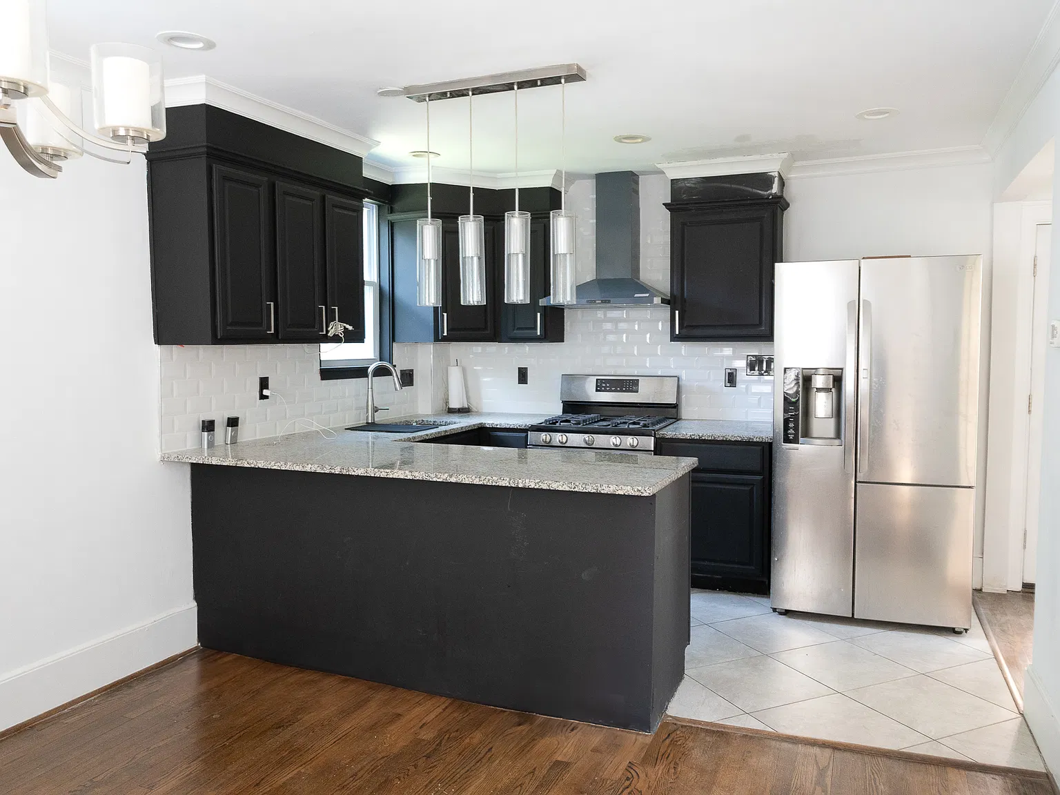 4 bed, 1680 sqft, $3,600 — Photo 3