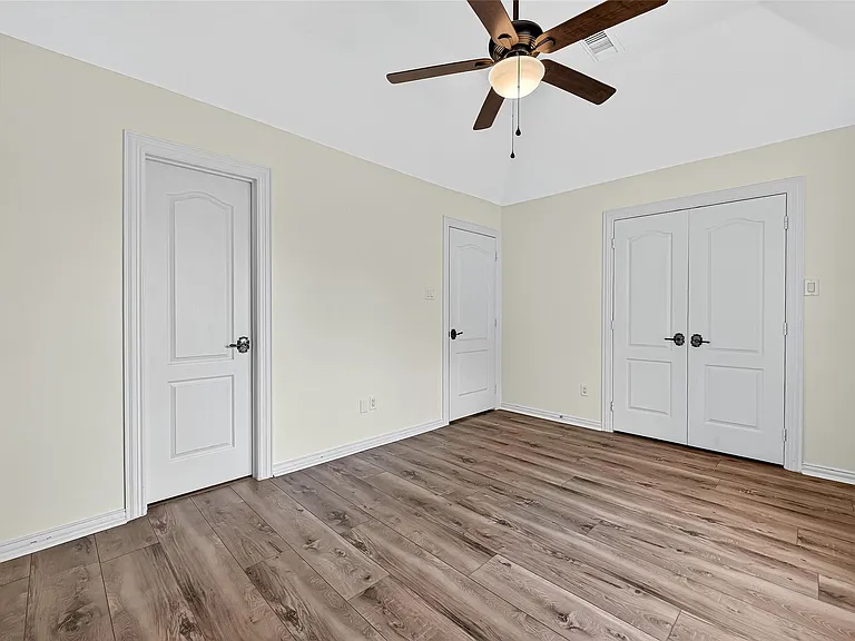 1803 Cottage Landing Ln — Photo 38