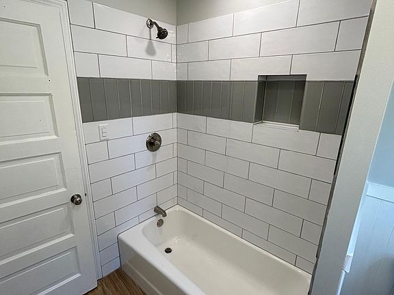 5th image of 3817 Ivy St #1