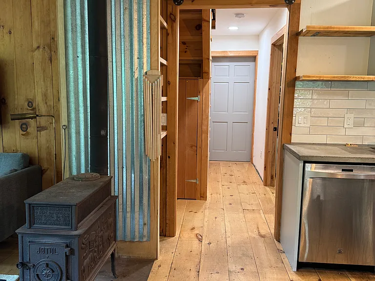 172 Lord Brook Rd — Photo 16