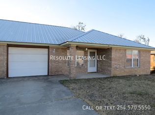 204 S 34th St #A, Gatesville, TX 76528