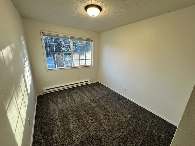 1723 W 8th Ave #4 — Photo 5