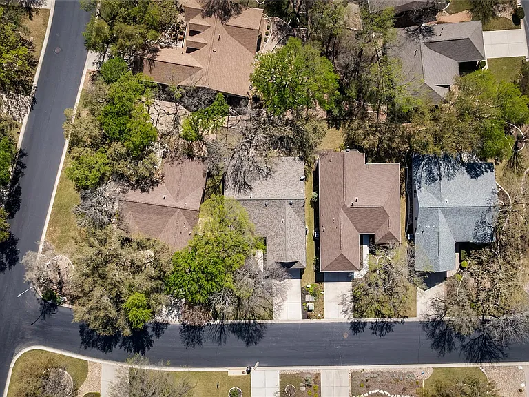 103 Harness Ln — Photo 35