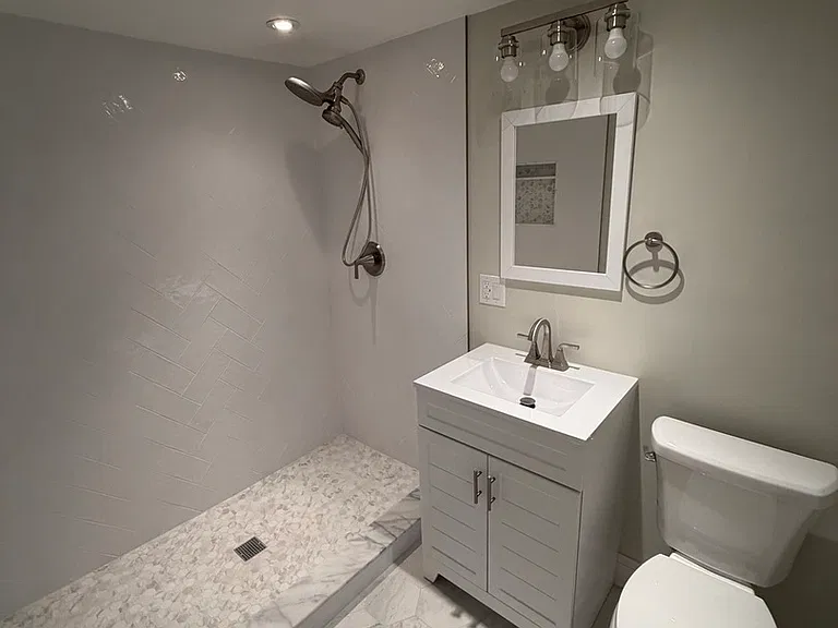 8908 Ozark Ave — Photo 14