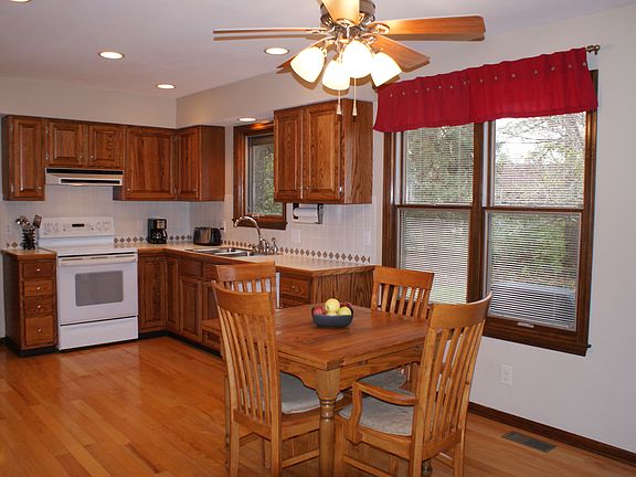 4th image of 357 Stonewall Ct