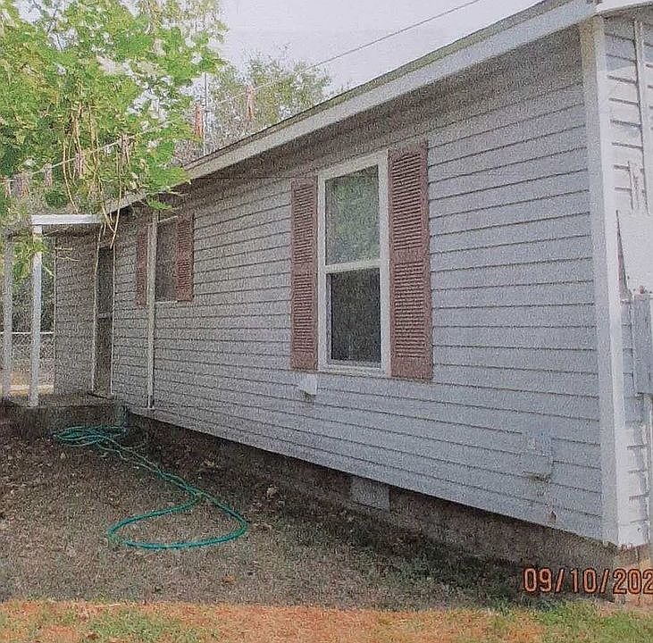2nd image of 311 Orange St