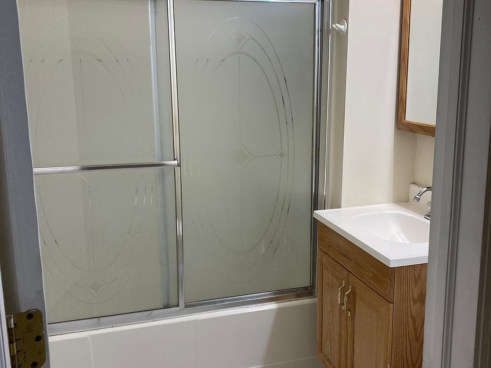 1st image of 1019 Delta Ave Unit 3