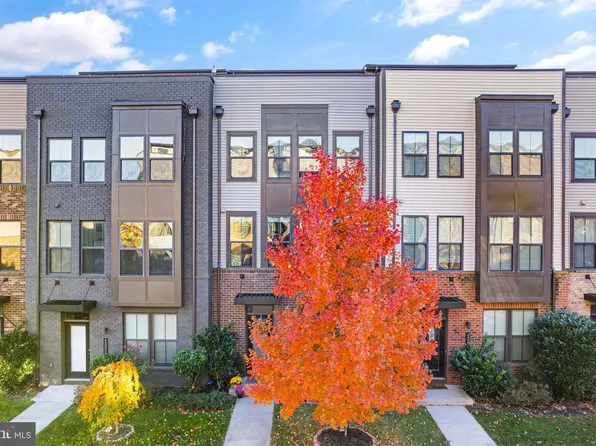 43307 John Michael Ter, Ashburn, VA 20148