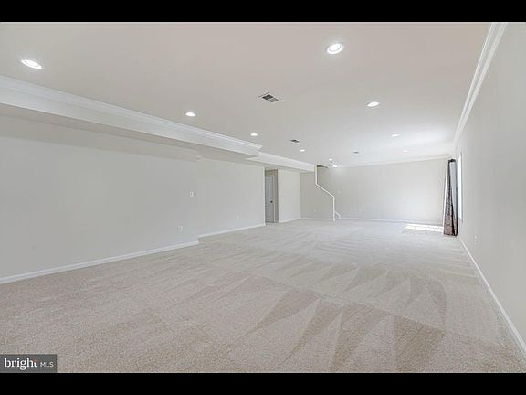 4th image of 125 Coachman Cir #Basement