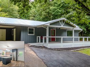 7 Kooi Ln, Franklin, NC 28734