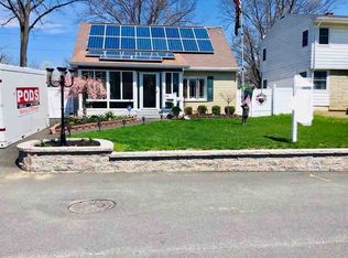 12 Clinton Rd, Latham, NY 12110