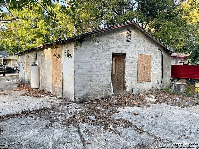 1st image of 330 Sterling St