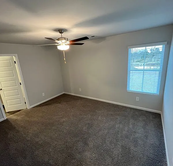 154 Olde Hearth Rd — Photo 9