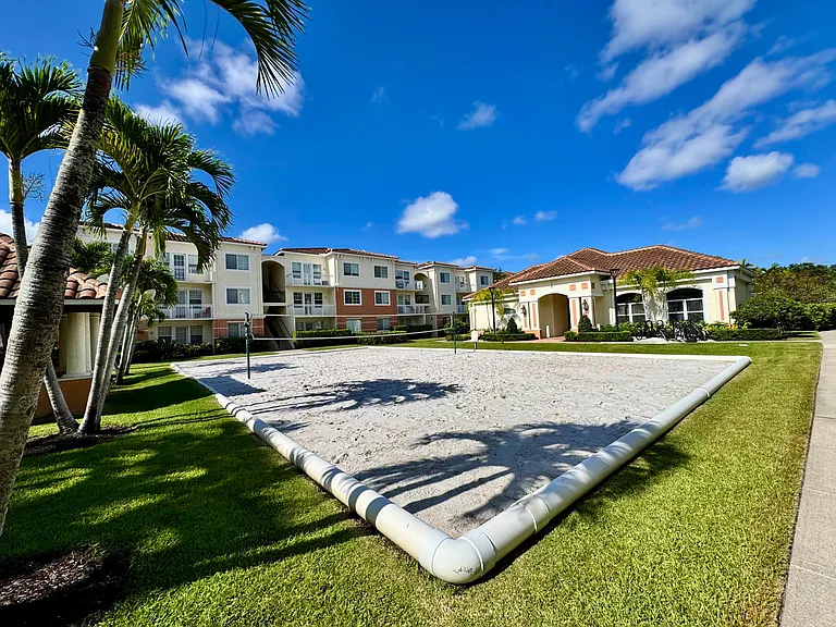 9857 Baywinds Dr #9210 — Photo 38