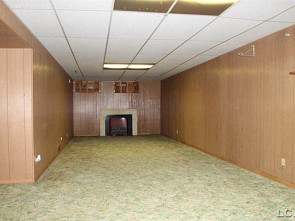 5th image of 610 Murray Dr
