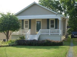 2051 Pennwick Rd, Lancaster, PA 17601