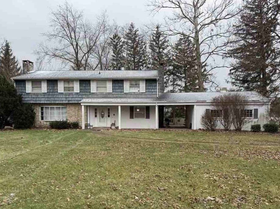 1817 W Country Club Rd