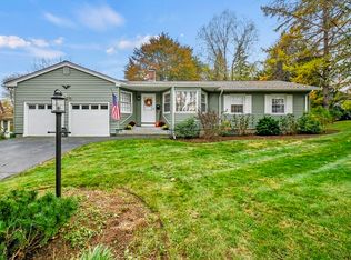 11 Chester St, Worcester, MA 01605