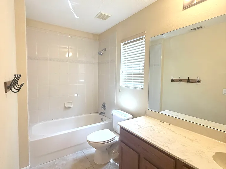 14205 Bridgewater Crossings Blvd — Photo 18
