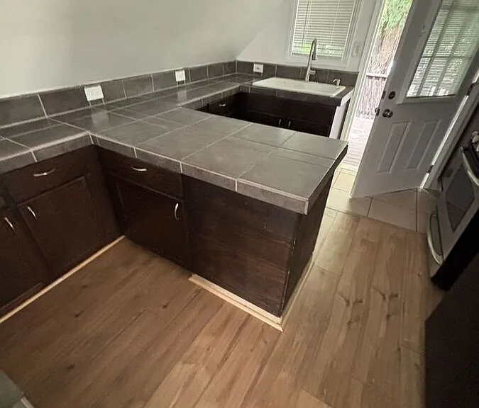 646 Valley Rd #2 — Photo 2