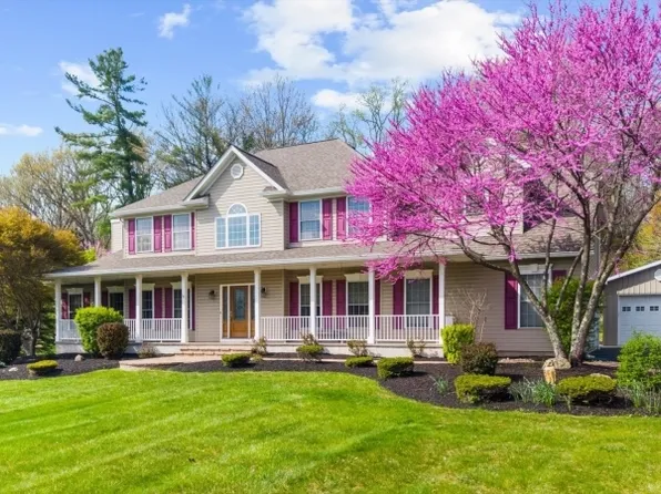 9 Hartley Ct, Alexandria Twp., NJ 08848