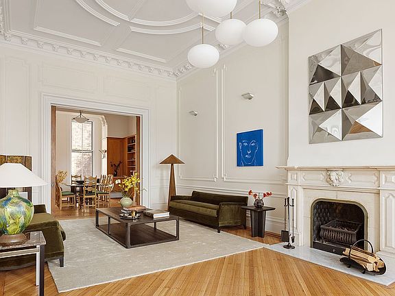 5th image of 75 Columbia Hts