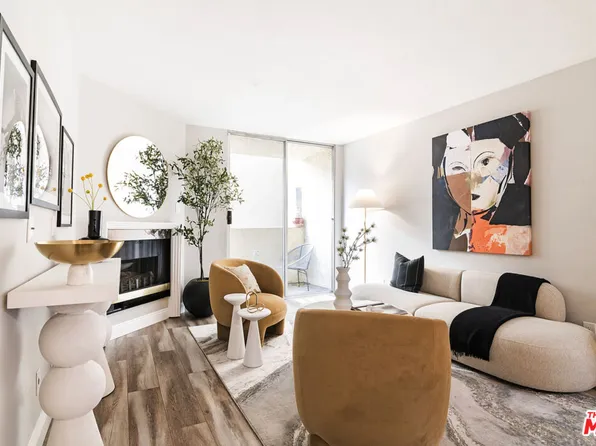 5143 Bakman Ave APT 210, North Hollywood, CA 91601