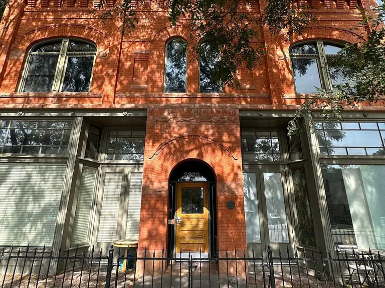 2323 W 30th Ave — Photo 2