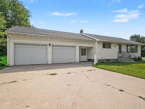 746 N Huron Rd, Linwood, MI 48634