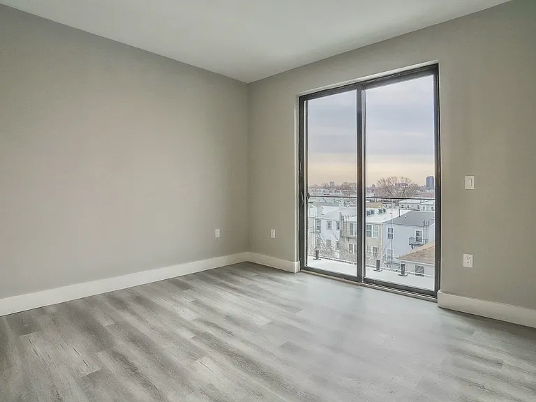 3516 John F Kennedy Blvd #403 — Photo 15