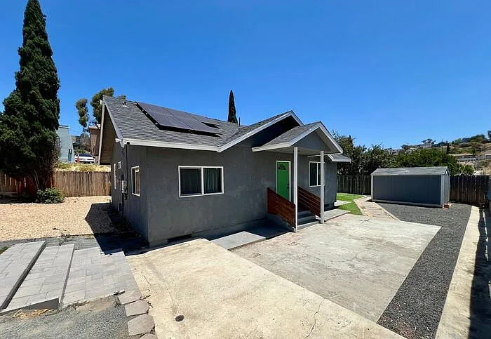 851 Euclid Ave — Photo 1