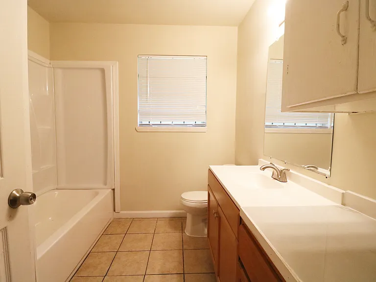 9526 Balsam Ln — Photo 14