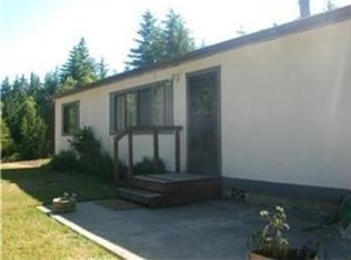 766 Meadowood Dr W, Seabeck, WA 98380