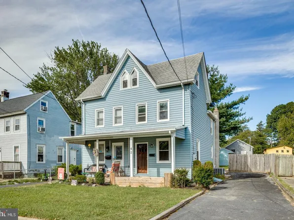 42 S Bridgeboro St, Delran, NJ 08075
