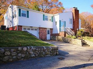 387 Thibeault Ave, Woonsocket, RI 02895