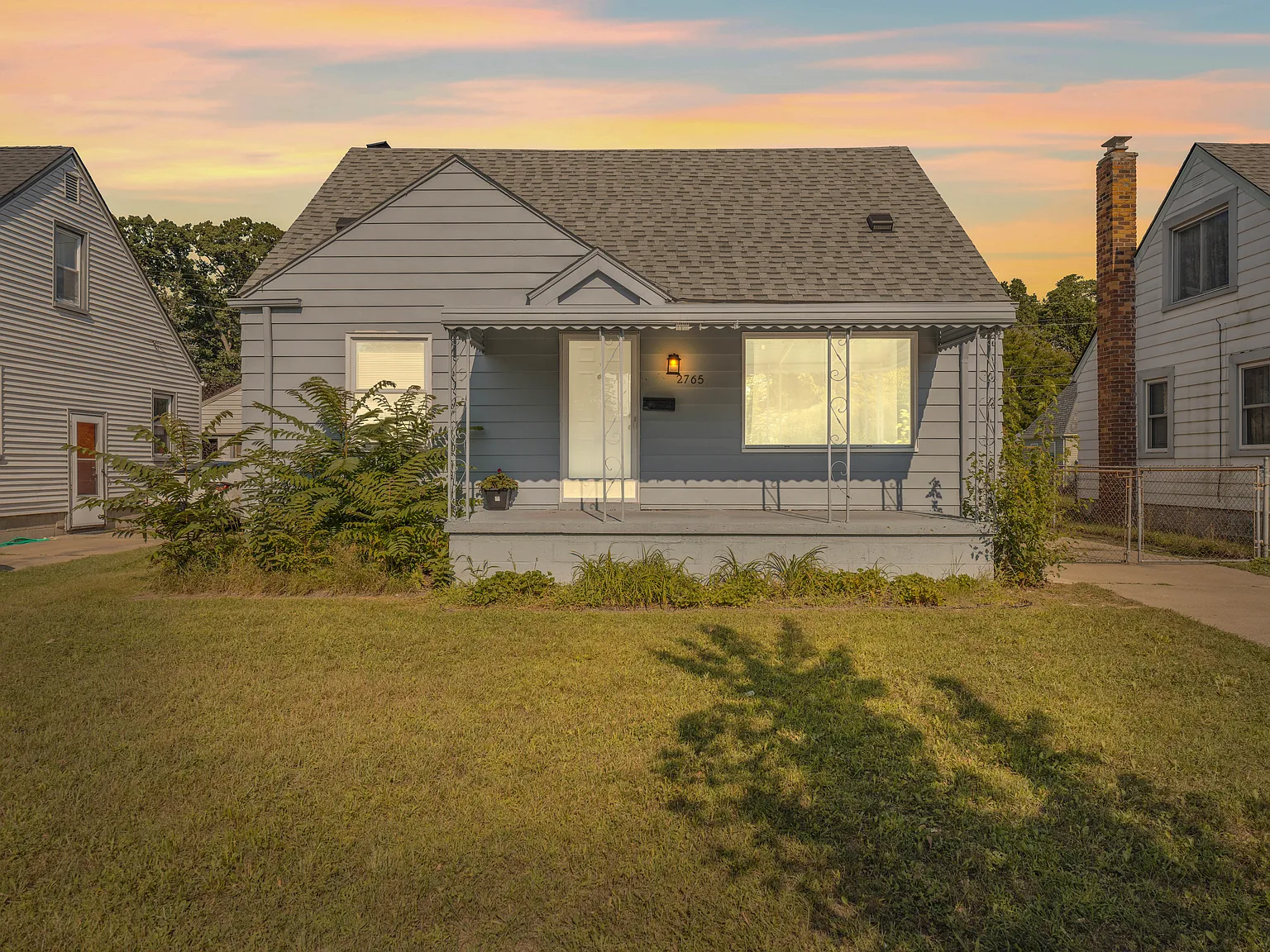 3 bed, 1792 sqft, $2,100 — Photo 1