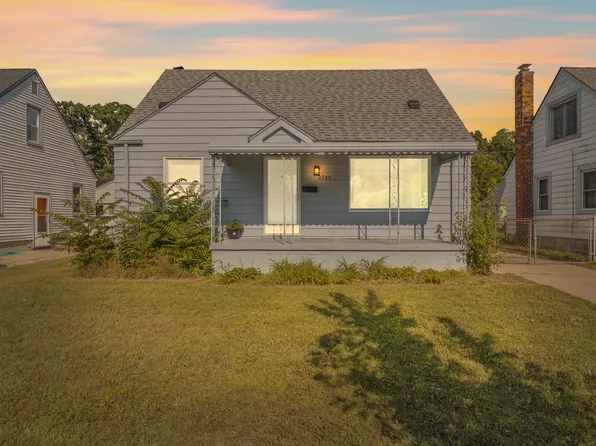 2765 Bailey St, Dearborn, MI 48124