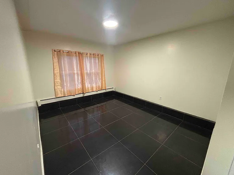 160 Beach 60th St #1 — Photo 10