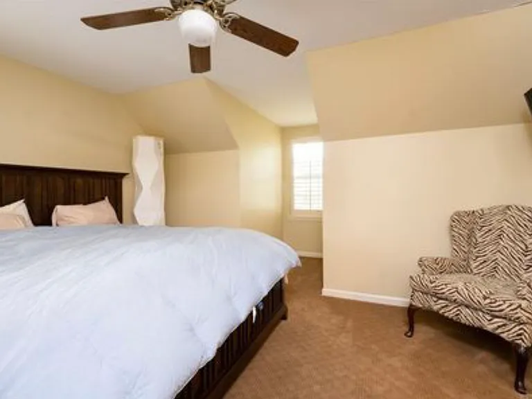 20 Carrollton Ct — Photo 29