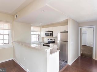 532 Spruce St APT 1, Philadelphia, PA 19106