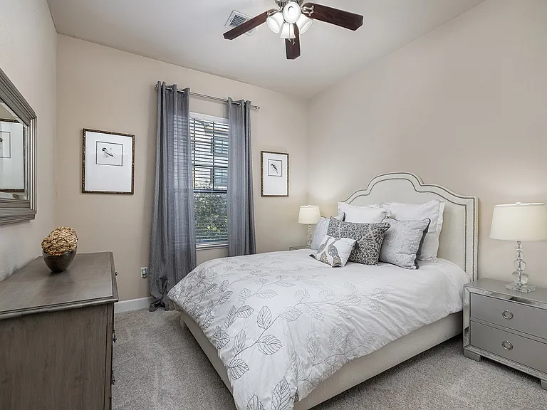 Monterra Las Colinas Apartments — Photo 32
