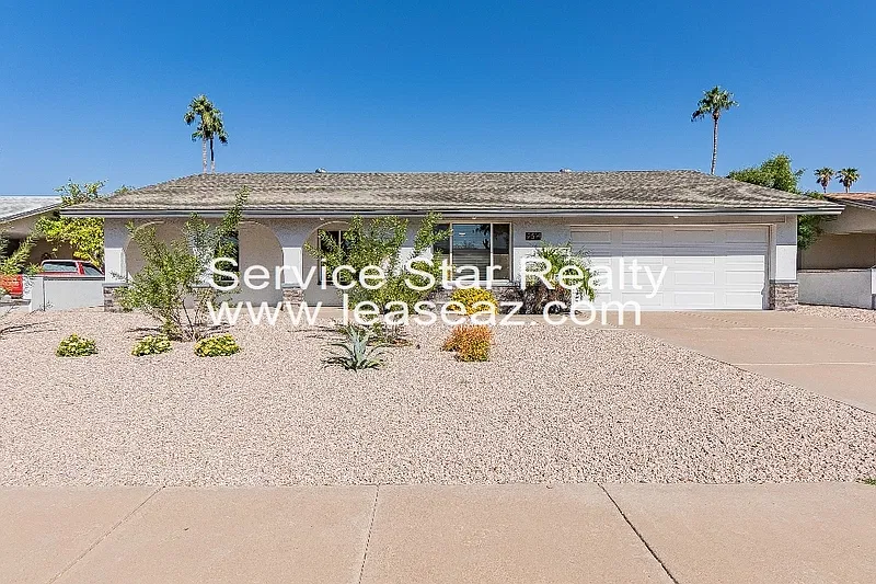 2514 E Pebble Beach Dr