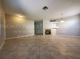 9413 Crown Vista Ln, Las Vegas, NV 89117
